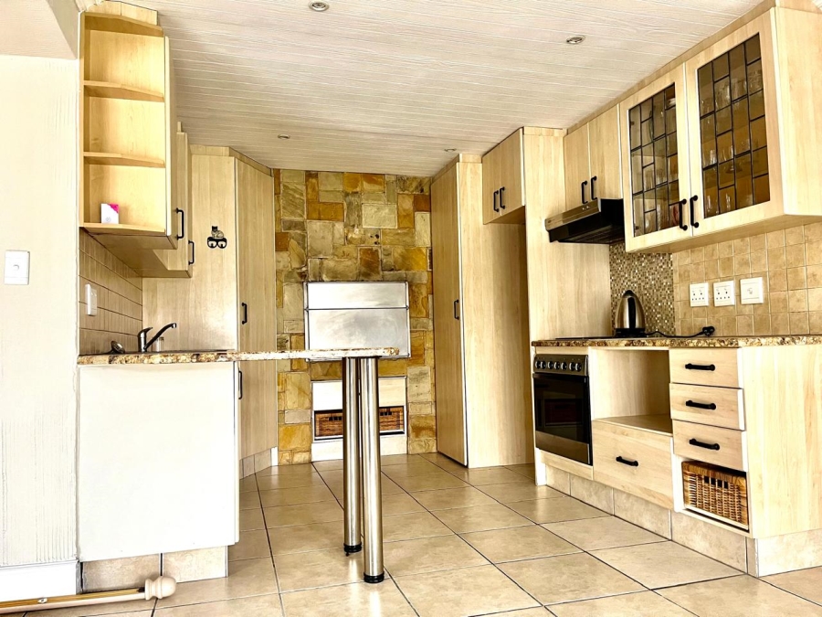 2 Bedroom Property for Sale in Keurboomstrand Western Cape